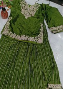 Elegant Green Embroidered Kurta Set new with tag
