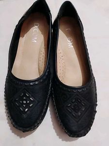 Black Embossed Ballet Flats