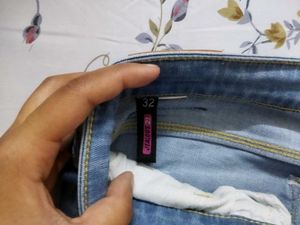 Selling Jealous21 jeans In ₹300