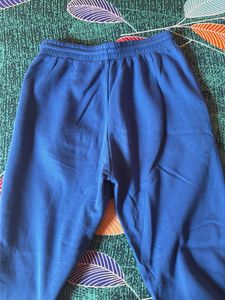 Blue sweatpants with Tag