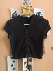 Black Ribbed Ruched Crop Top❤️