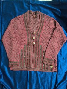 Elegant Knitted Cardigan