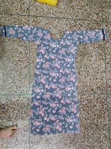 Beautiful Floral Print Kurta