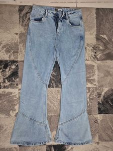 Off Duty India - Light Wash Flared Jeans