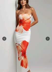 Stunning Floral Print Strapless Maxi Dress