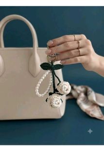 woolen rose keychain with beeds