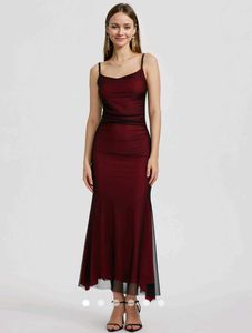 SAVANA Red Gathered Bodycon Dress