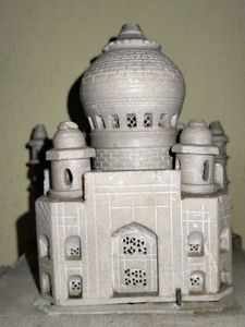 Taj Mahal Miniature Replica