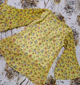Yellow Floral Pleated Sleeve Top