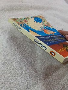 Inner Engineering: A Yogi's Guide to Joy