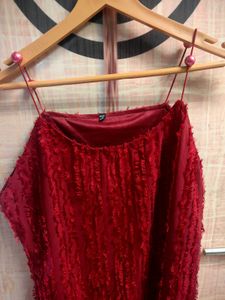 Velvety Red for a Perfect Party Look