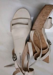 Women's Cream Strappy Block Heels - UK 40