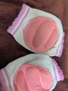 Cute Character Hooded Blanket and knee guard