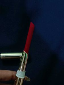 Myglamm Ultimate Matte Lipstick