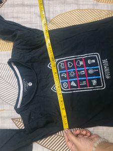 Pantaloons Cute black full sleeve tshirt 7-9