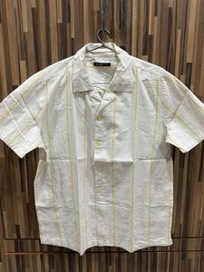 Men's White & Yellow Striped Short Sleeve Shirt