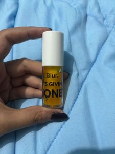 Blur It's Giving Honey Lip Oil (fixed price)