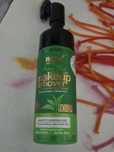 WOW Green Tea Makeup Remover