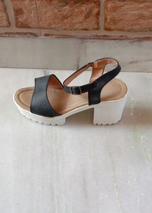 White Black Sendal For Women