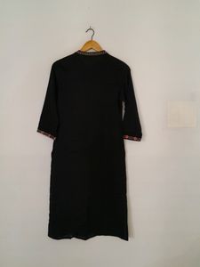 Black Embroidered Kurta (Women's)