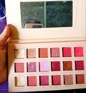 Versatile Eyeshadow Palette - Rich Pigments &amp; Shim