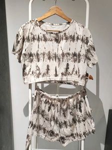 Cute Co-ord Set with Tie-up Detail Shorts