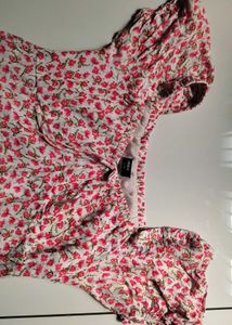 Charming and cute floral printed dress for womens