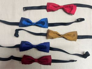 Set of 5 Adjustable Bows