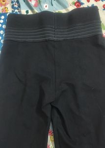ZARA Chic Black High-Waisted Leggings