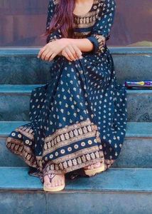 Elegant Black Kurta Set with pink Dupatta