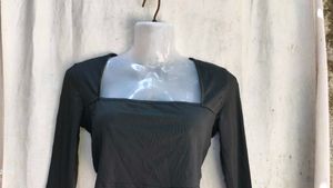 Chic Long Sleeve Crop Top
