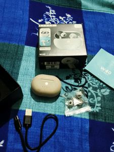 BOULT W40 Wireless Earbuds with Case