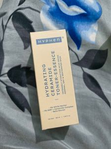 Hyphen Hydrating Ceramide Toner-Essence