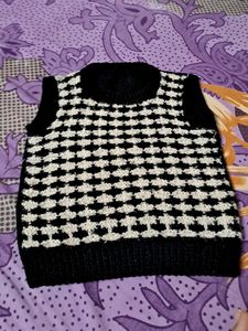Sleeveless Knit Sweater Vest
