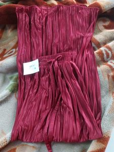 Elegant Pleated Wine Red Skirt