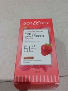 Pack of 3 Dot&amp;Key Tinted Sunscreens