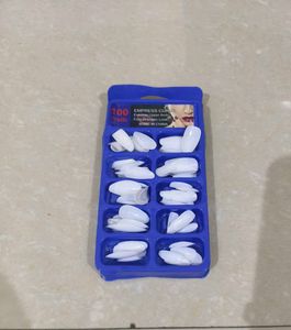 100 PCS Empress Curn Artificial Nails