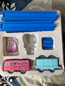 LOL Doll Train set