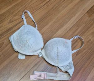 Hunkemoller Lace Detail Padded Bra