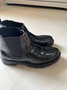 Glossy Black Chelsea Boots