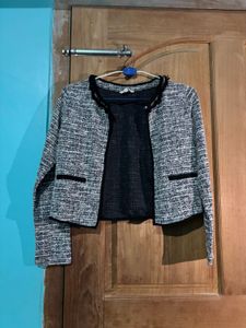 Stylish Tweed Jacket