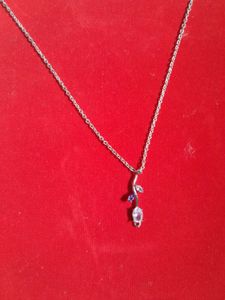 Elegant Rose Pendant Necklace