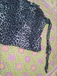 Leopard Print V-Neck Blouse