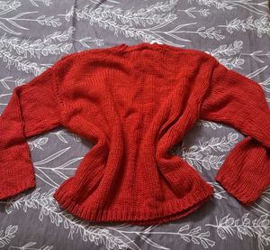 Newme Pinteresty Chunky Knit Red Sweater with Bows