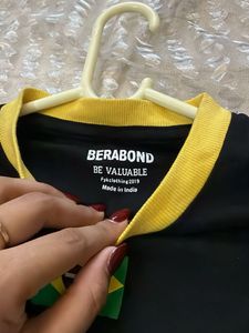Brazil Graphic crop tee