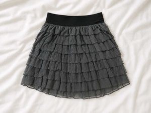 Chic Ruffled Tiered Skirt