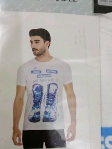 Marca Disati Graphic Tee - Medium