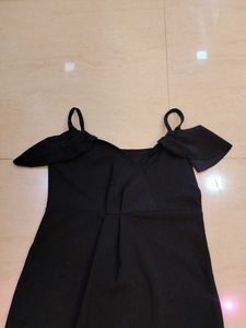 Chic Off-Shoulder Black Mini Dress