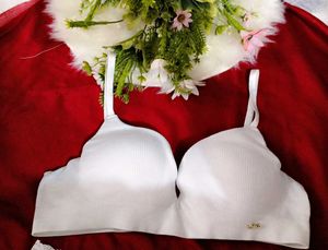 Comfortable Ribbed White Bra