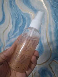 Hillary Rhoda Shimmer Stay Makeup Fixer